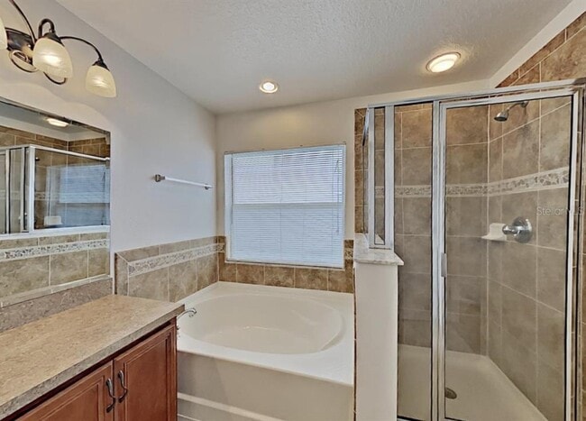 Building Photo - 117 Emily Ln