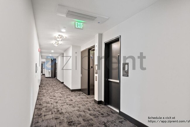 Building Photo - 308 Torrey Pine Terrace
