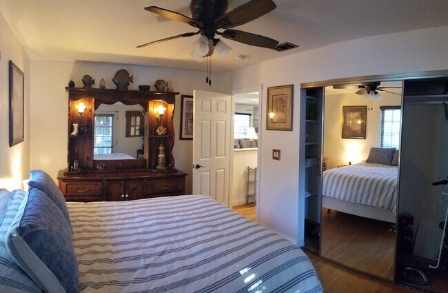 Building Photo - SLO Tropical Private Bungalow ideally located close to Cal Poly!