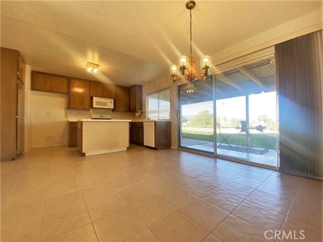 Building Photo - 220 Eagle Nest Dr