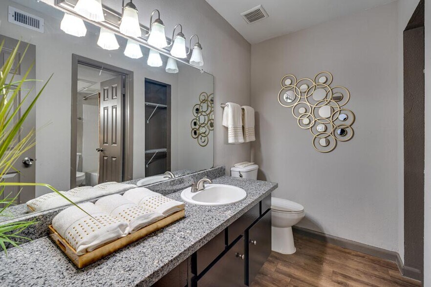 Building Photo - Patriot Forest