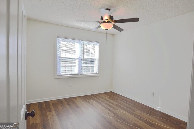 Building Photo - 2085 Sand Wedge Cir