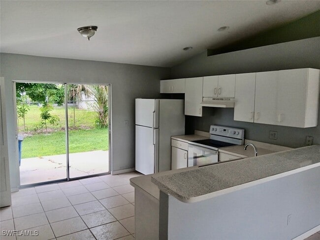 Building Photo - 9204 Pennsylvania Ave