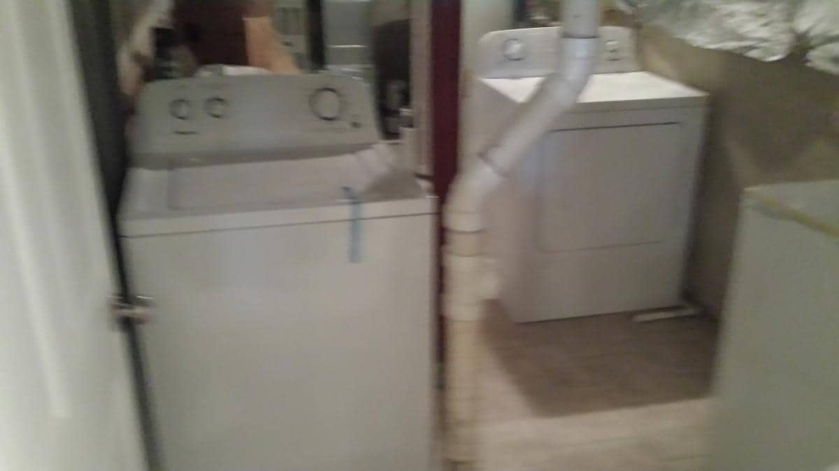 Building Photo - 6021 Woodlake Ln