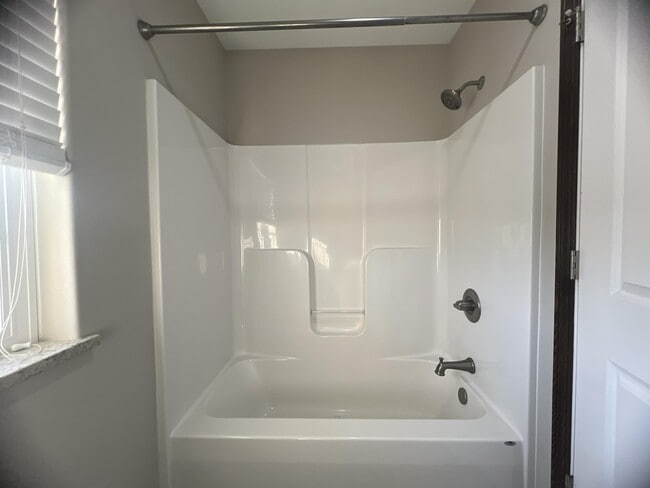 Building Photo - 6305 Saulk Trail