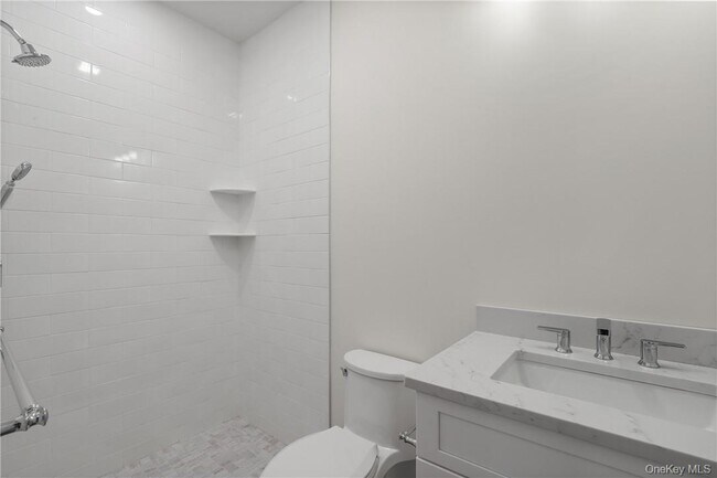 Building Photo - 225 Katonah Ave