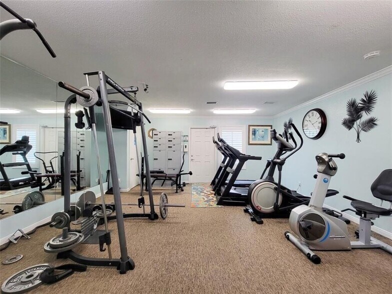 Building Photo - 3506 Cove View Blvd