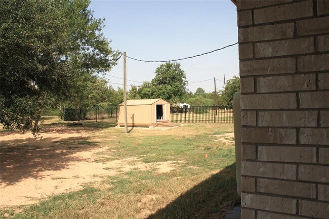 Building Photo - 1114 Jackrabbit Rd