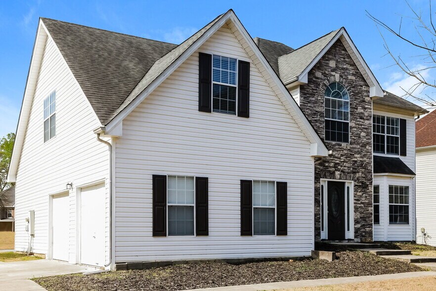 Building Photo - 2517 Mead Ct