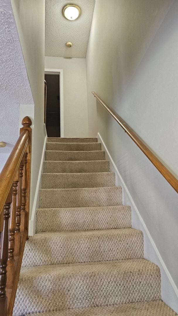Building Photo - MOVE IN SPECIAL!! FIRST MONTH FREE!!