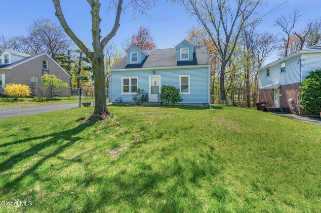 Building Photo - 234 Osborne Rd