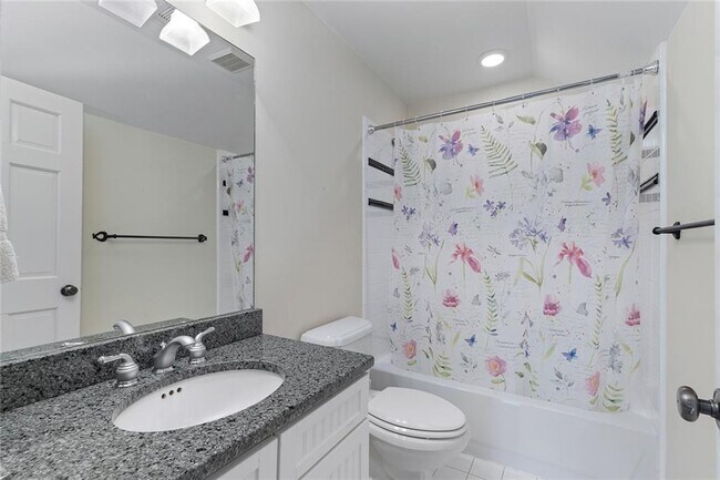 Building Photo - 120 Park Pl