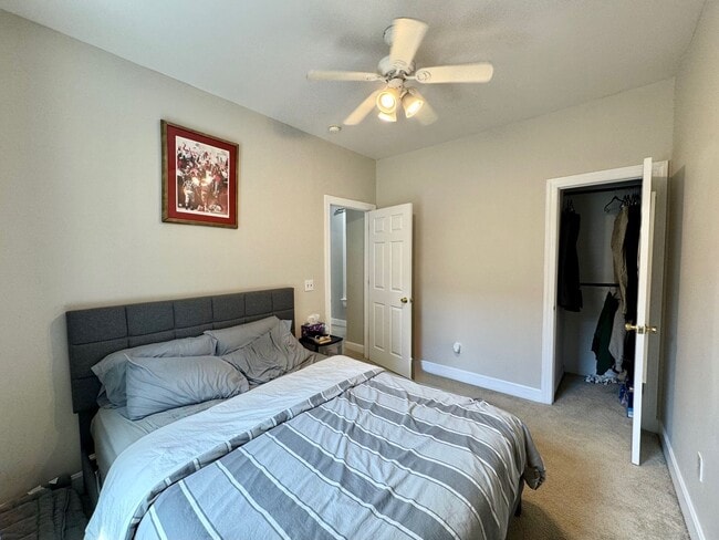 Building Photo - Charming 3 Bed/2 Full Bath in Columbia Tus...