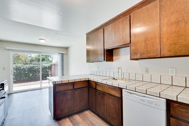 Building Photo - 3484-3486 Angelina Dr