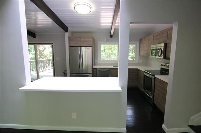 Building Photo - 2950 Ridgelock Ct