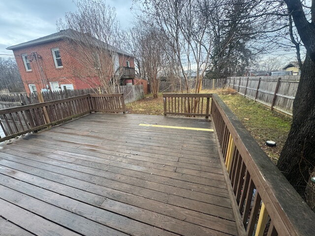 Building Photo - Move In Special 1/2 Off First Full Months' Rent with move in by 4/15/2026- Pet Friendly, Fenced-i...