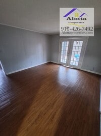 Building Photo - 819 Ridge Rd