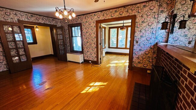 Primary Photo - 1314 S Lincoln St
