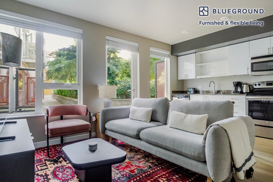 Primary Photo - 2690 152nd Ave NE