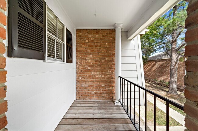 Building Photo - 14185 Misty Meadow Ln