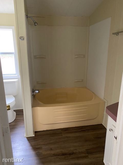 Building Photo - 4 br, 2 bath Mobile Home - 102 Sherwood Court