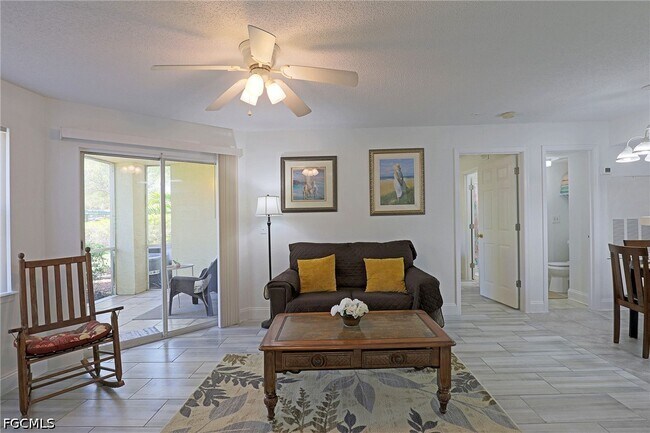 Building Photo - 12640 Equestrian Cir