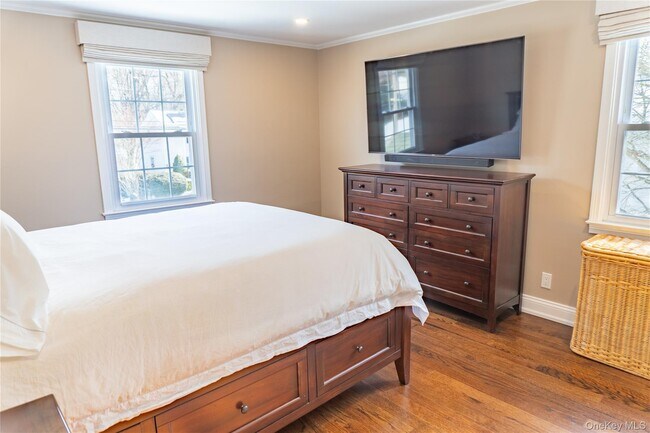 Building Photo - 93 Beverly Rd