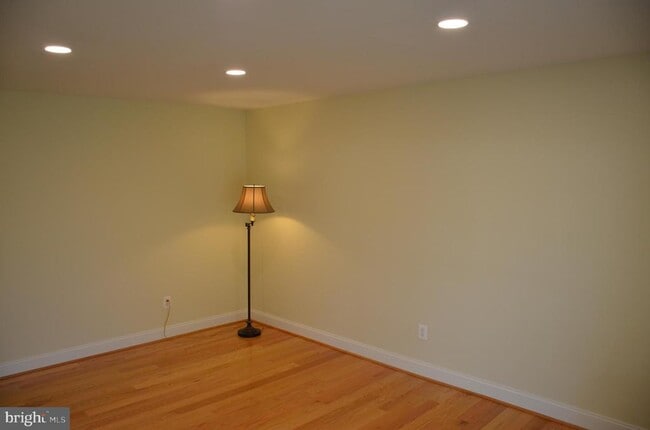 Building Photo - 9012 Paddock Ln