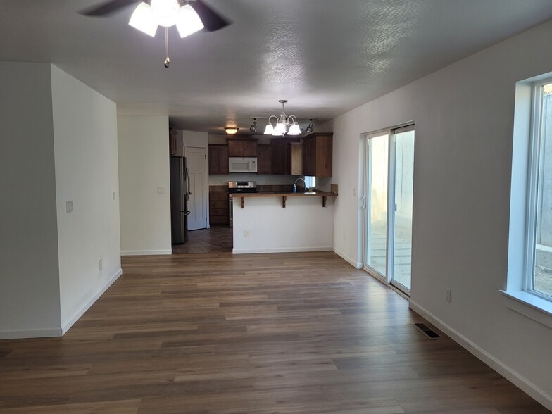 Building Photo - 2470 Herrington Way