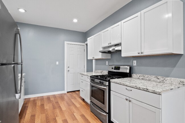 Building Photo - 1673 Calvert Ave