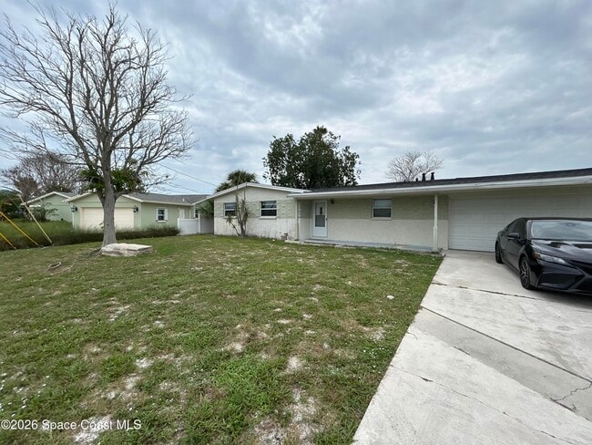 Building Photo - 205 Trinidad Dr