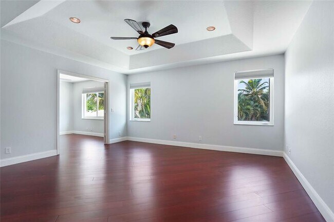 Building Photo - 1828 NW 48th Terrace