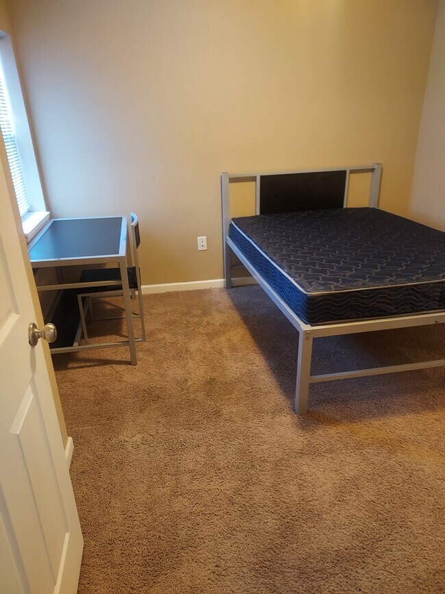 Front Bedroom - 158 Colorado St