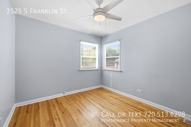 Building Photo - 2525 S Franklin St