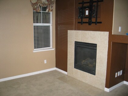 Building Photo - 6673 Panther Creek Dr