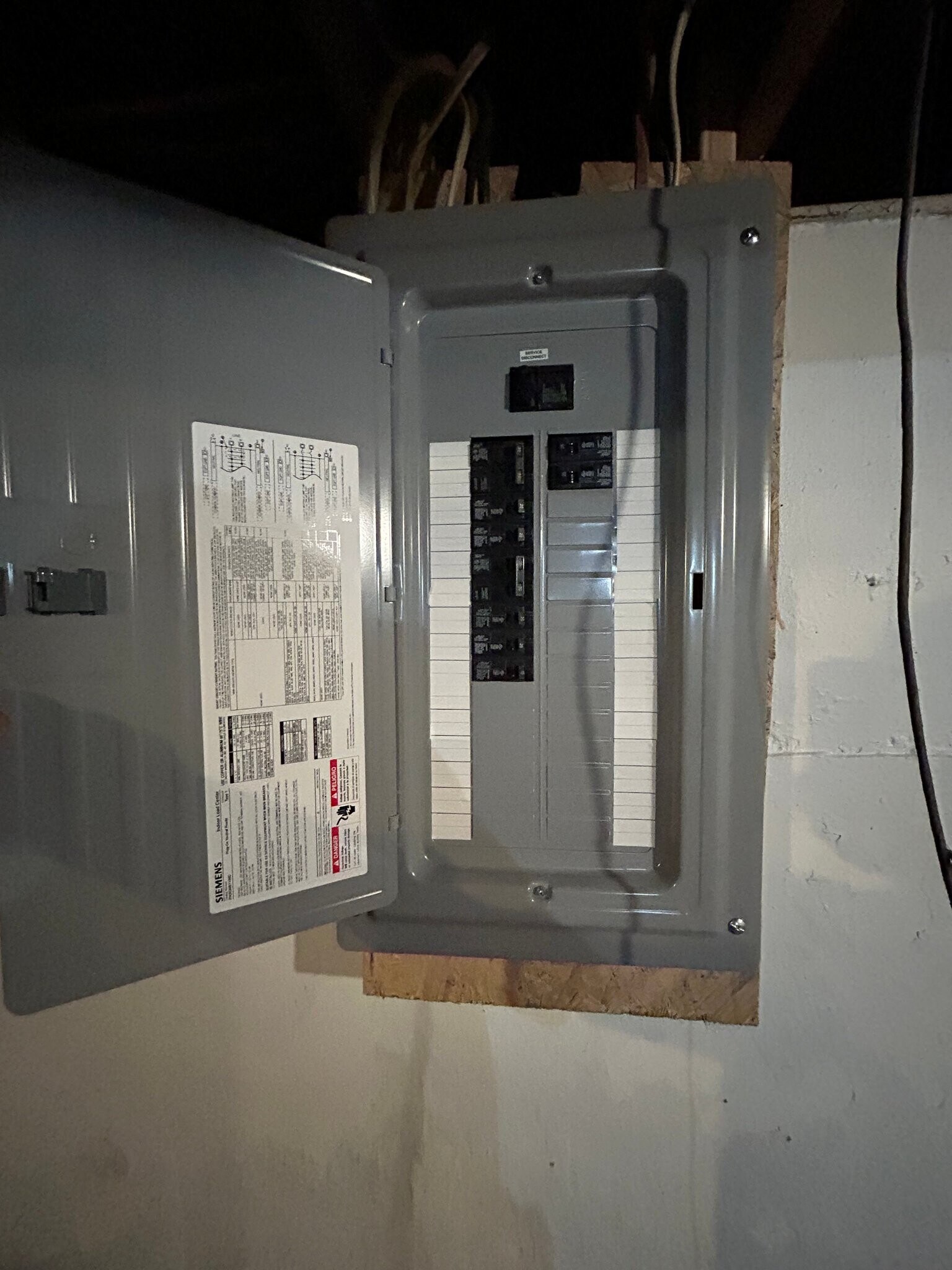 Building Photo - 2525 Tyrell Dr