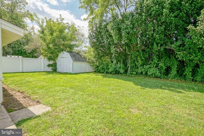 Building Photo - 308 Valley Run Dr