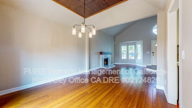 Building Photo - 2030 Seville St