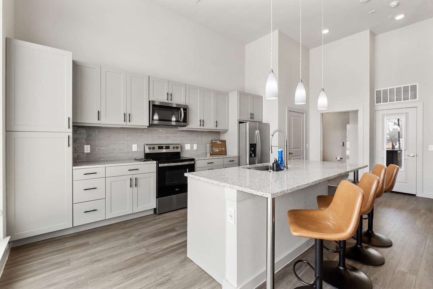 Building Photo - 5820 1/2 Cameron Road-SI FL1-ID1295731P