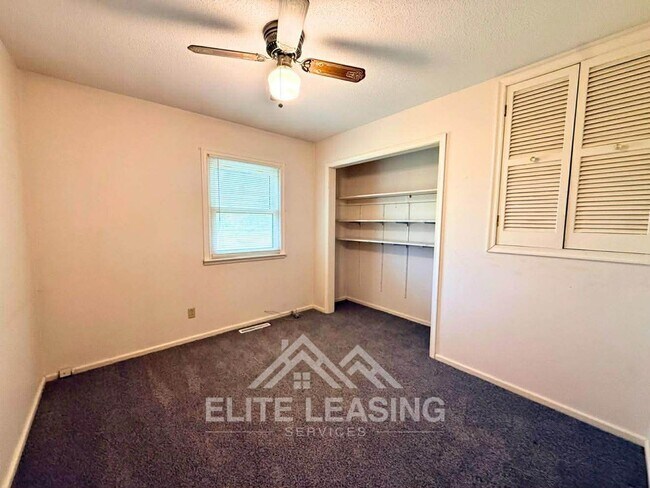 Building Photo - Luxury Living in Auburn