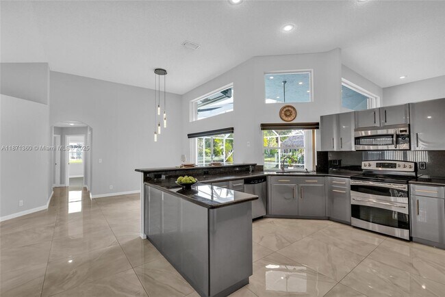 Building Photo - 9912 NW 49th Pl