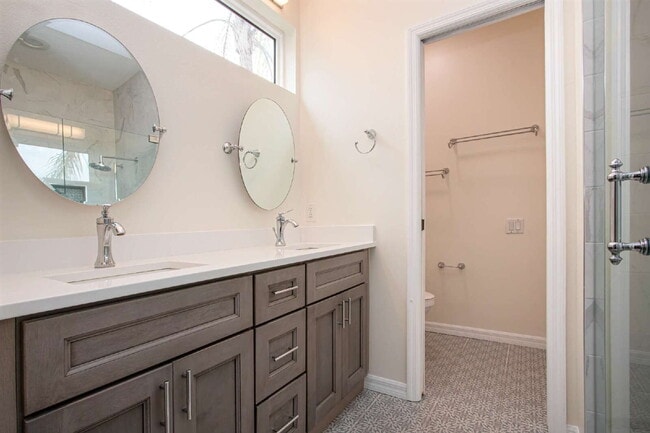 Building Photo - 8419 Whispering Woods Ct