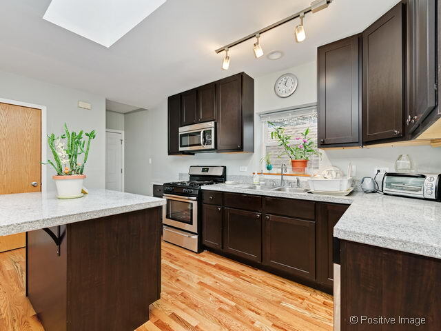 Building Photo - 1636 W Ohio St