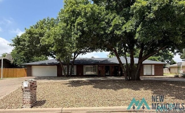 Primary Photo - 1808 Avondale Blvd