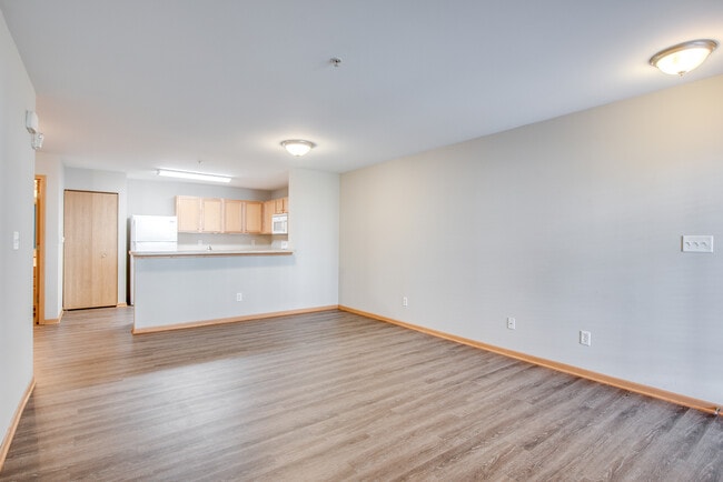 Building Photo - 154 Bertram Dr