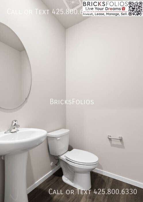 Building Photo - 18726 Lipoma Pl E