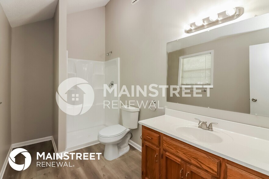 Building Photo - 306 W Sierra Dr