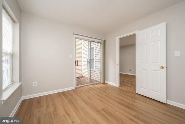 Building Photo - 20382 Farmgate Terrace