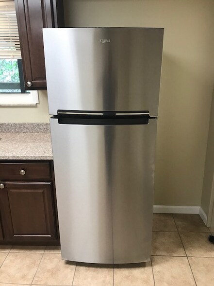 Building Photo - 122 Ruth St