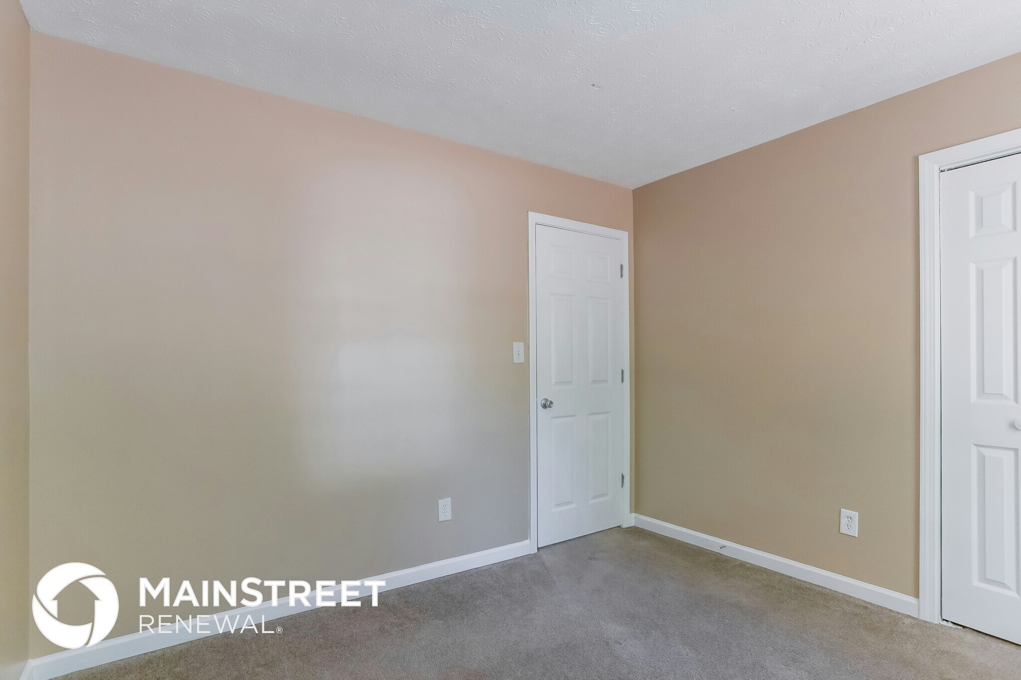 Building Photo - 595 Deering Dr